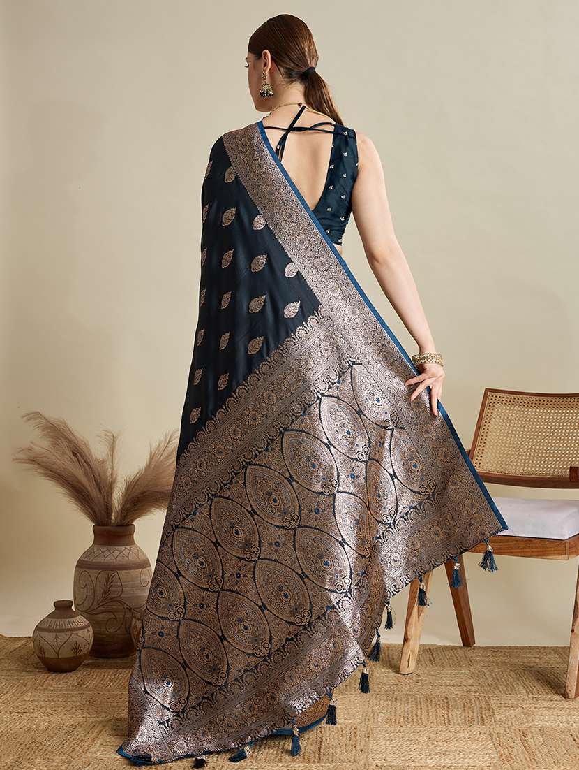 women self design banarasi saree with blouse - 22001353 - Standard Image - 3