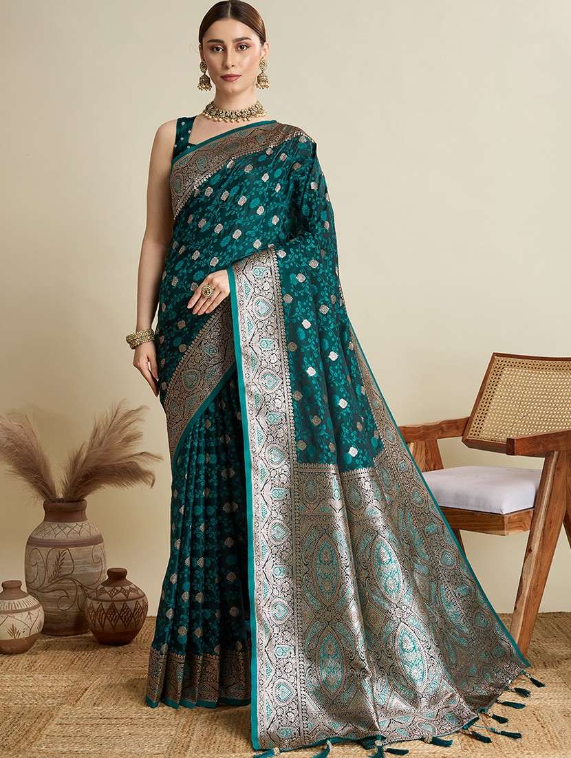women self design banarasi saree with blouse - 22001359 -  Zoom Image - 0