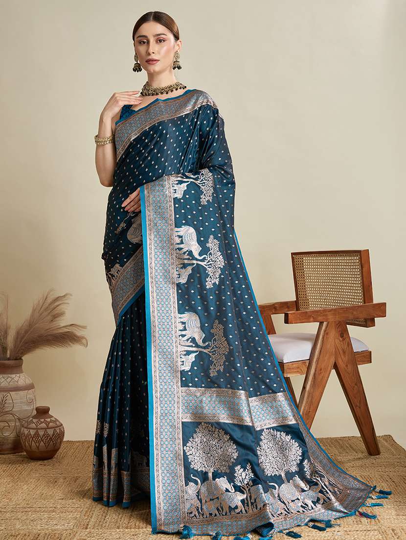 women self design banarasi saree with blouse