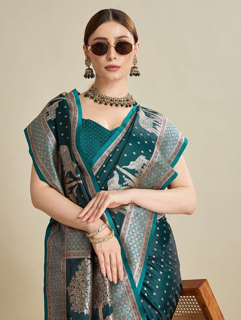 women self design banarasi saree with blouse - 22001364 - Standard Image - 5