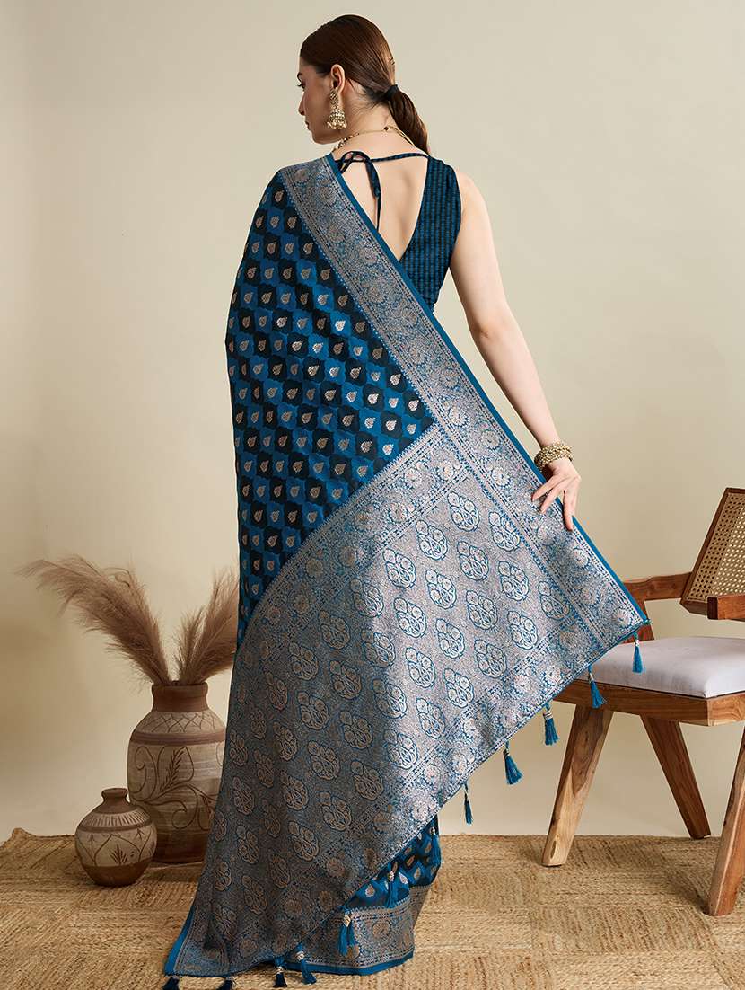 women self design banarasi saree with blouse - 22001366 -  Standard Image - 3