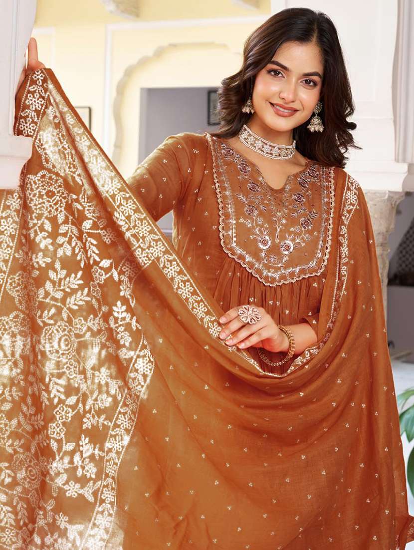 women printed three quarter sleeve kurta pant with dupatta set - 22001599 - Standard Image - 5