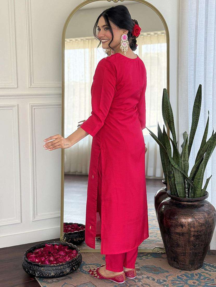 women embroidered three quarter sleeve kurta pant with dupatta set - 22001605 -  Standard Image - 3