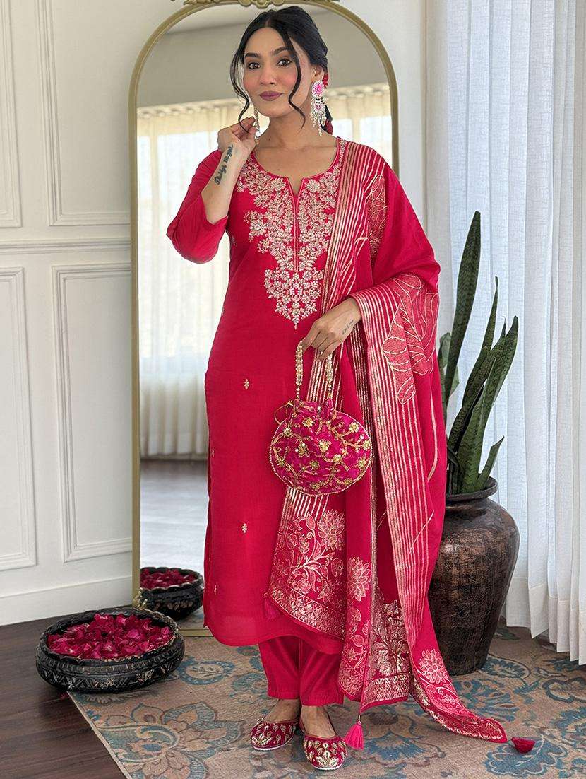 women embroidered three quarter sleeve kurta pant with dupatta set - 22001605 -  Standard Image - 5