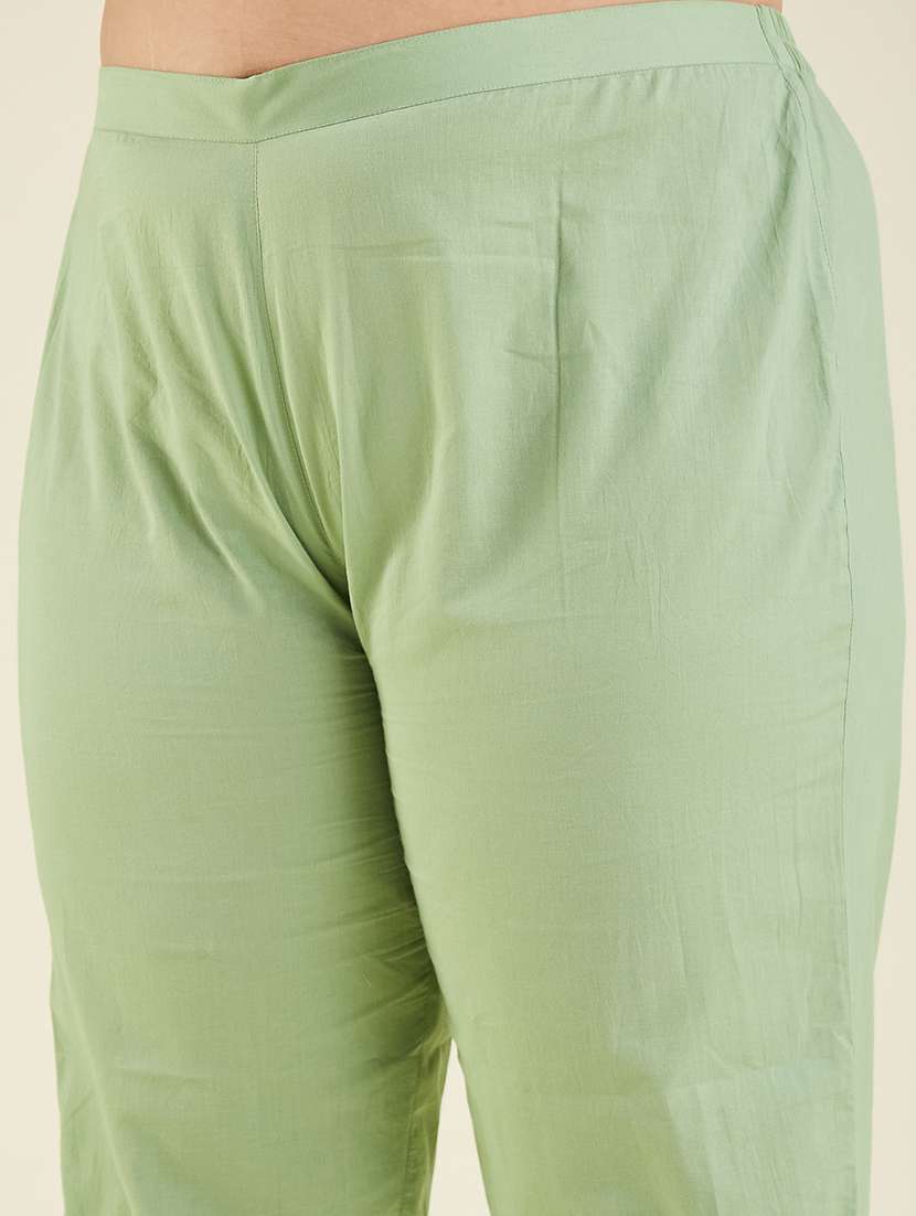 women plus size ebroidered three quarter sleeve kurta pant set - 22002362 -  Standard Image - 5