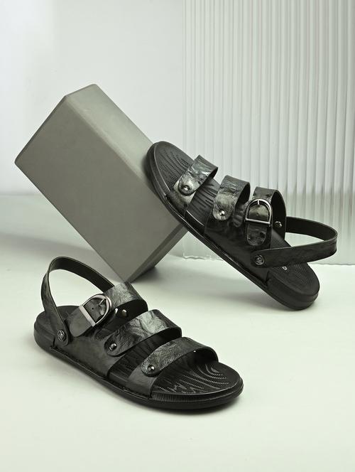 men textured back strap sandal - 22003944 - Standard Image - 0