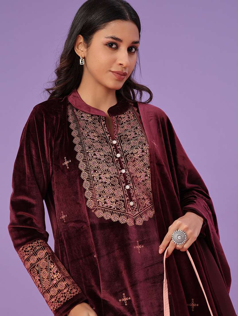women printed long sleeve kurta pant with dupatta set - 22004249 -  Standard Image - 3