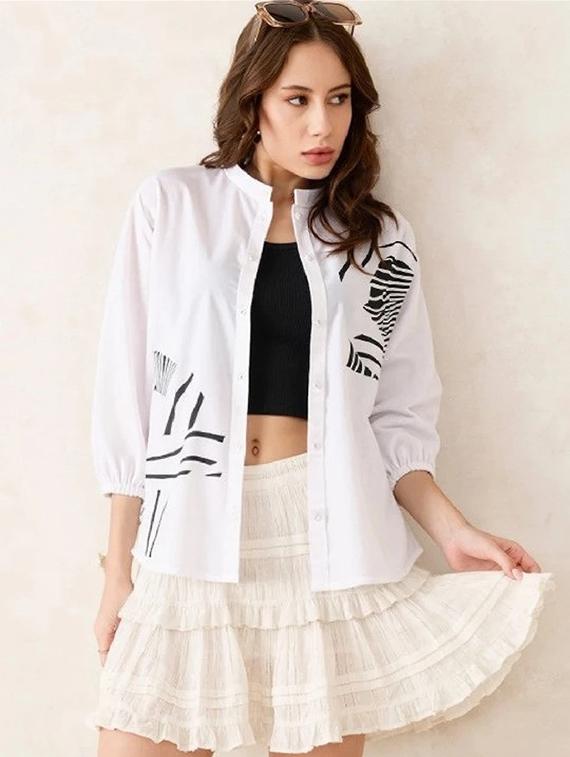 women white printed mandarin collar high low shirt - 22004453 - Zoom Image - 0