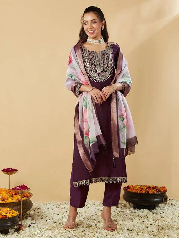 women embroidered three quarter sleeve kurta pant with dupatta set - 22004593 - Zoom Image - 0