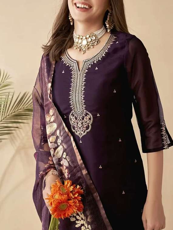 women embroidered three quarter sleeve kurta pant with dupatta set - 22004657 - Standard Image - 3