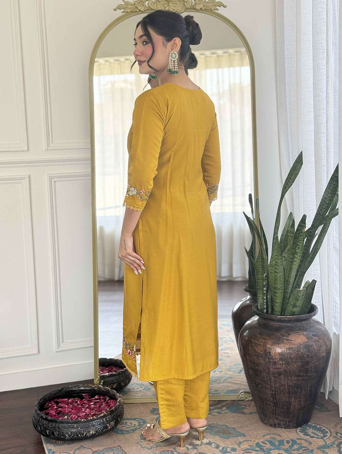 women embroidered three quarter sleeve kurta pant with dupatta set - 22004698 - Standard Image - 3