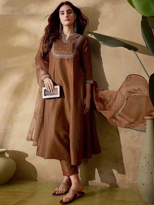 women embroidered three quarter sleeve kurta pant with dupatta set - 22004704 -  Standard Image - 0