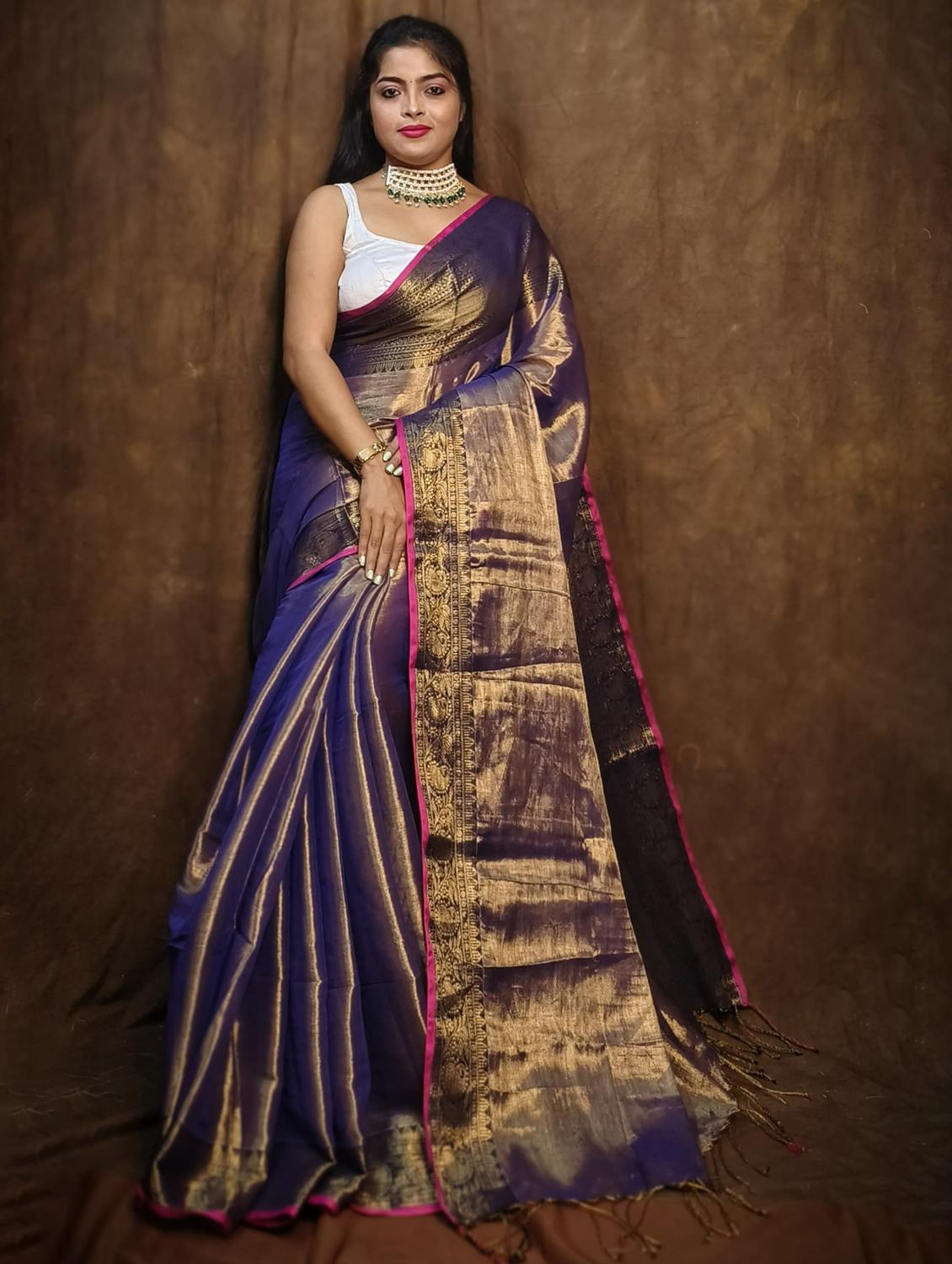 women solid with bordered saree