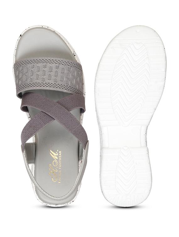 women solid back strap platform wedge - 22005024 - Standard Image - 3