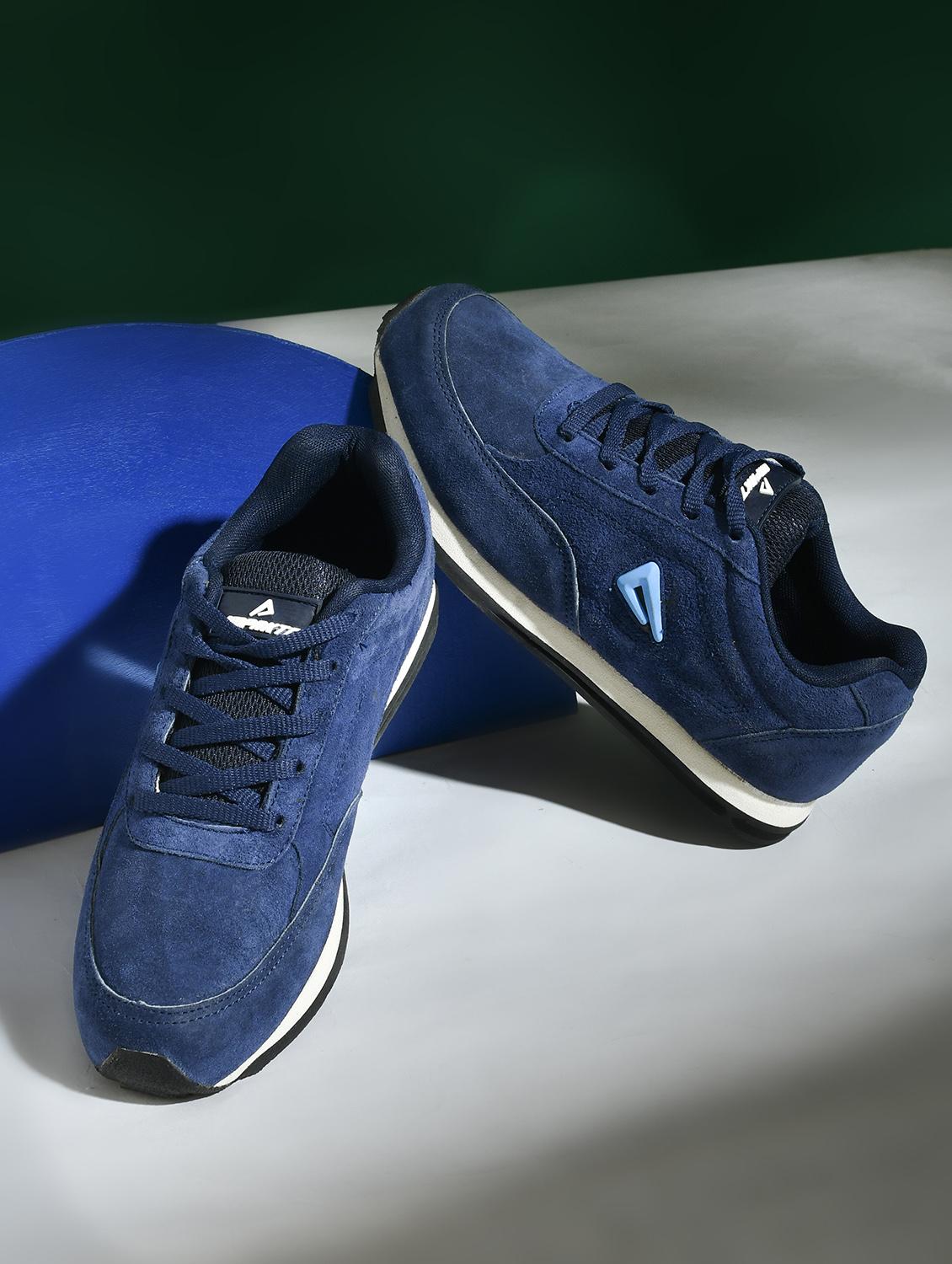 men blue lace up shoe