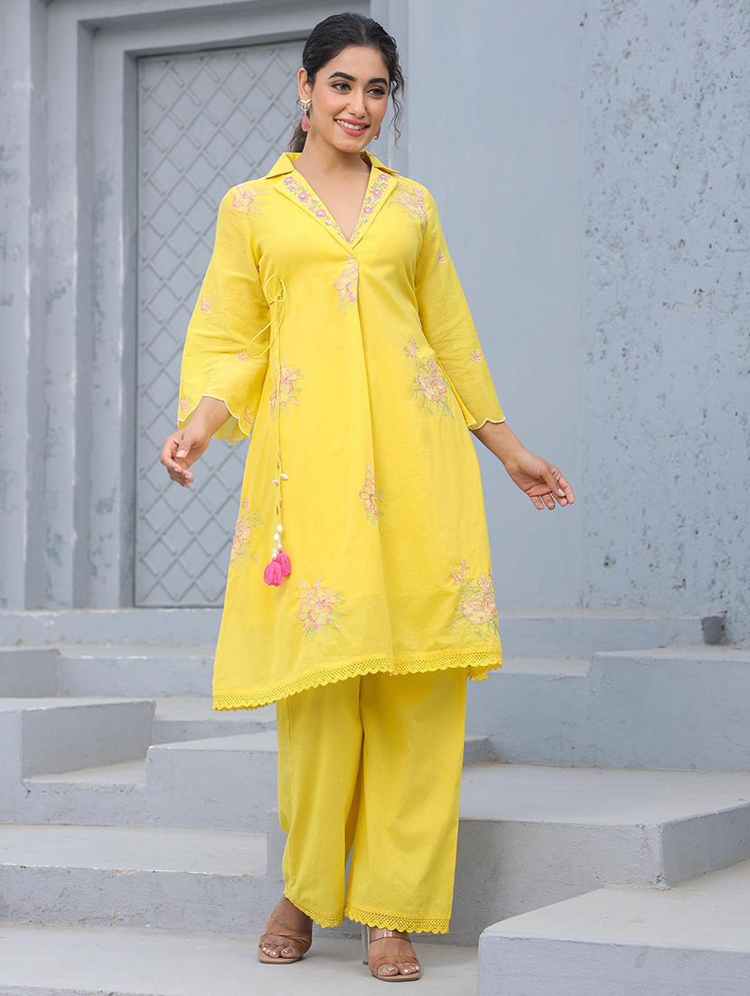 women floral three quarter sleeve kurta pant set