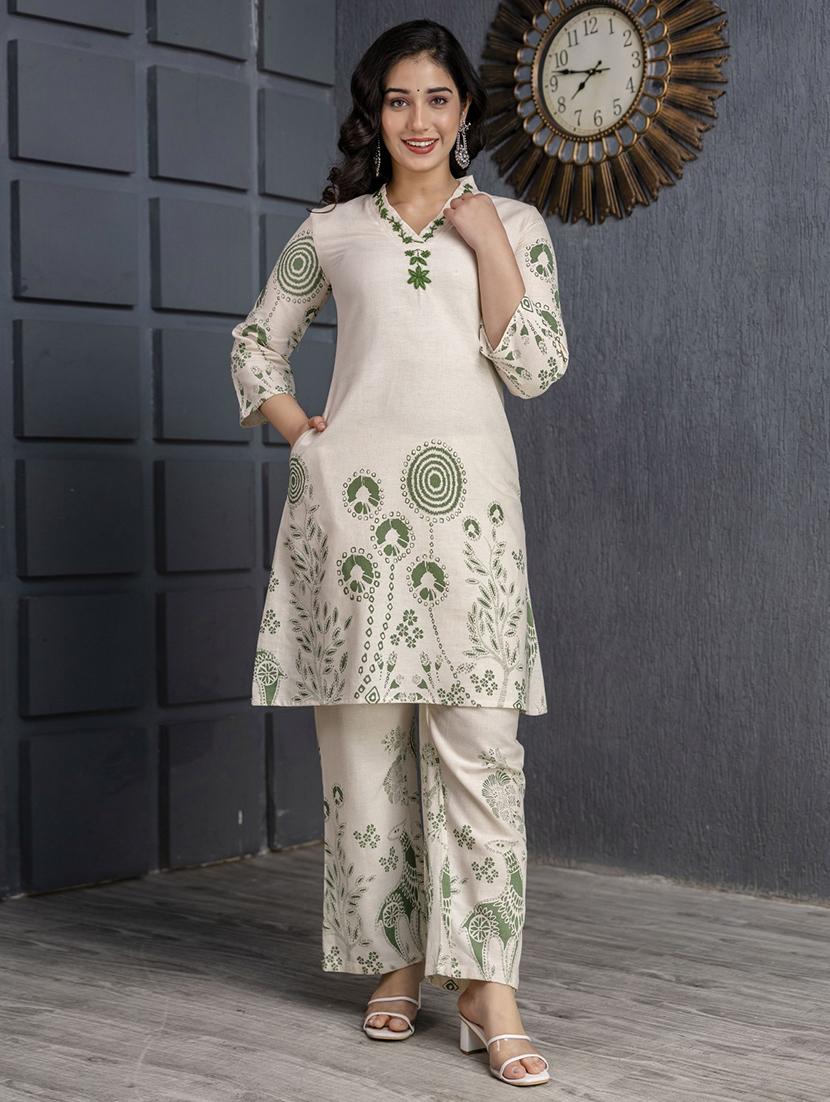 women floral three quarter sleeve kurta pant with dupatta set