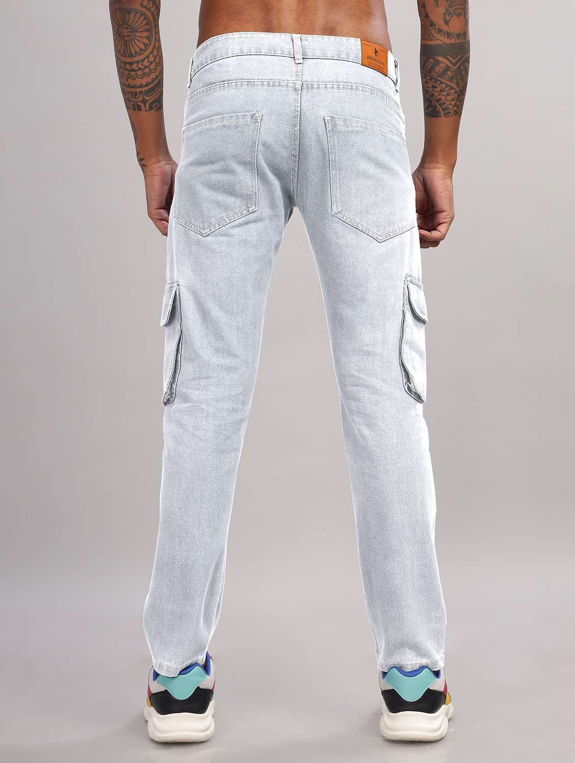 men solid mid rise regular fit cargo - 22006246 - Standard Image - 3
