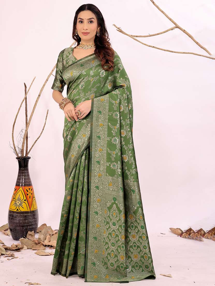 women self design banarasi saree with blouse - 22006961 - Zoom Image - 0