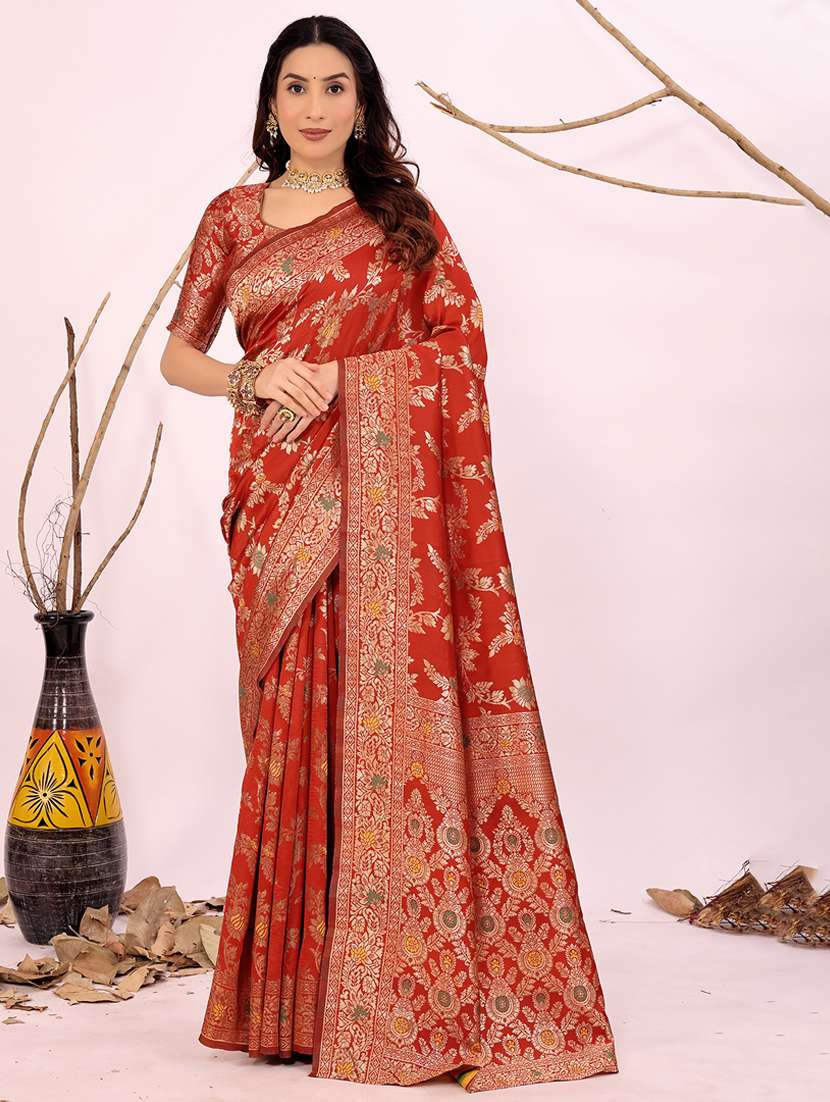 women self design banarasi saree with blouse - 22006963 - Zoom Image - 0