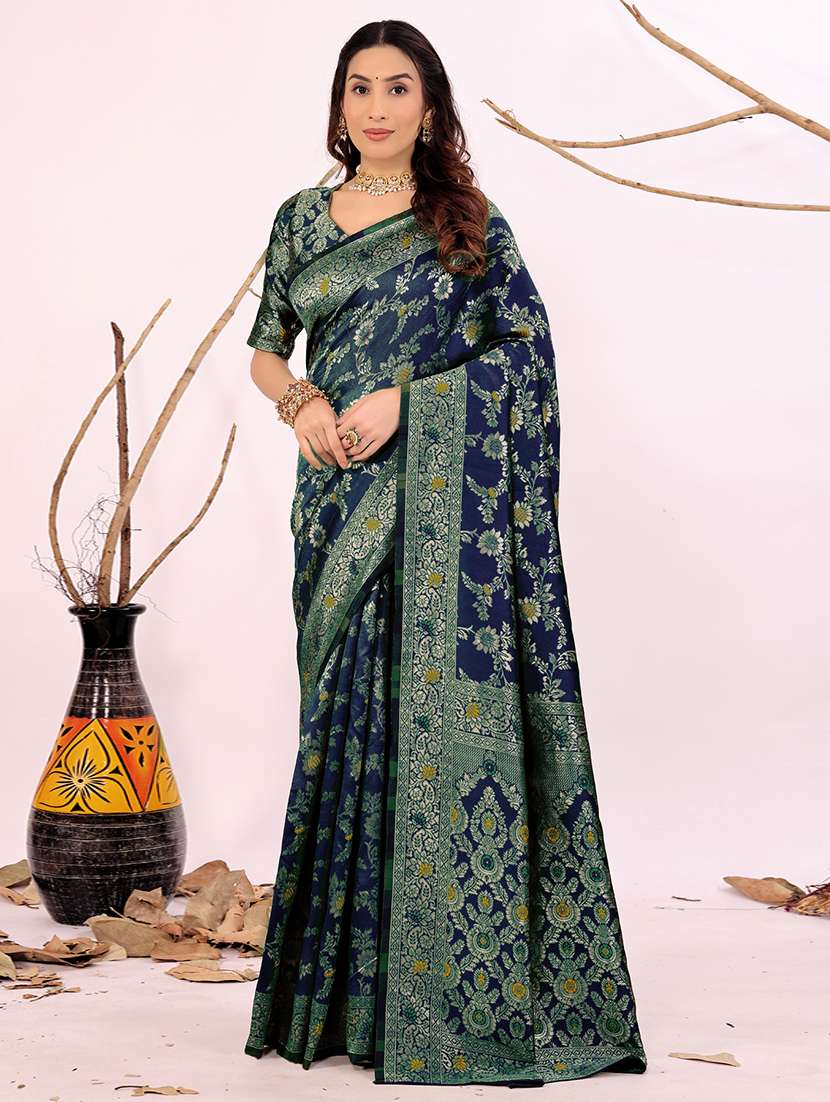 women self design banarasi saree with blouse