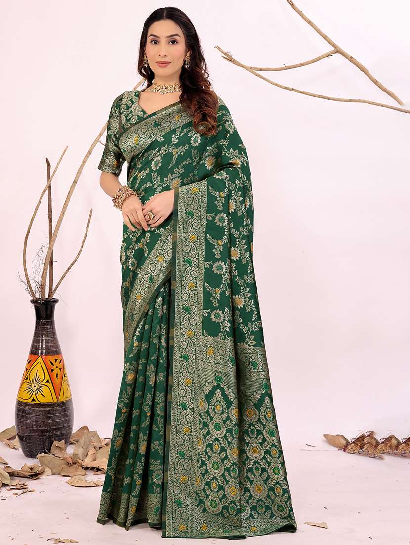 women self design banarasi saree with blouse - 22006966 - Zoom Image - 0