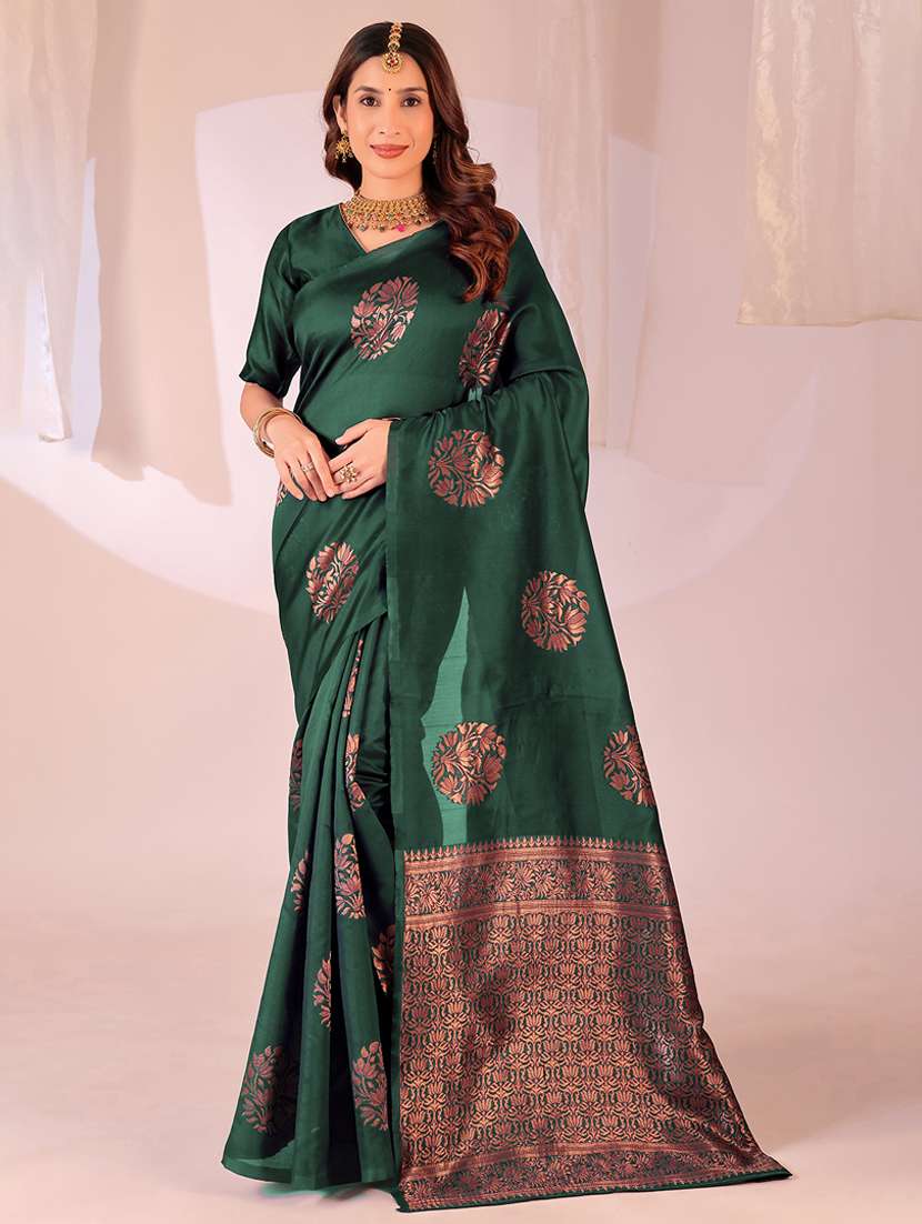 women self design kanjivaram saree with blouse