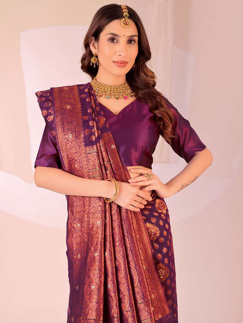 women self design banarasi saree with blouse - 22007035 - Standard Image - 3