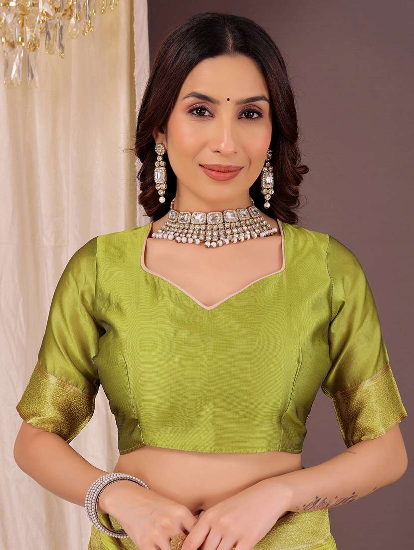 women self design banarasi saree with blouse - 22007041 -  Standard Image - 3