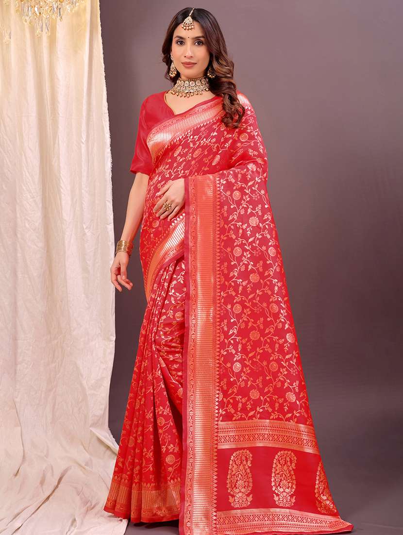 women self design banarasi saree with blouse