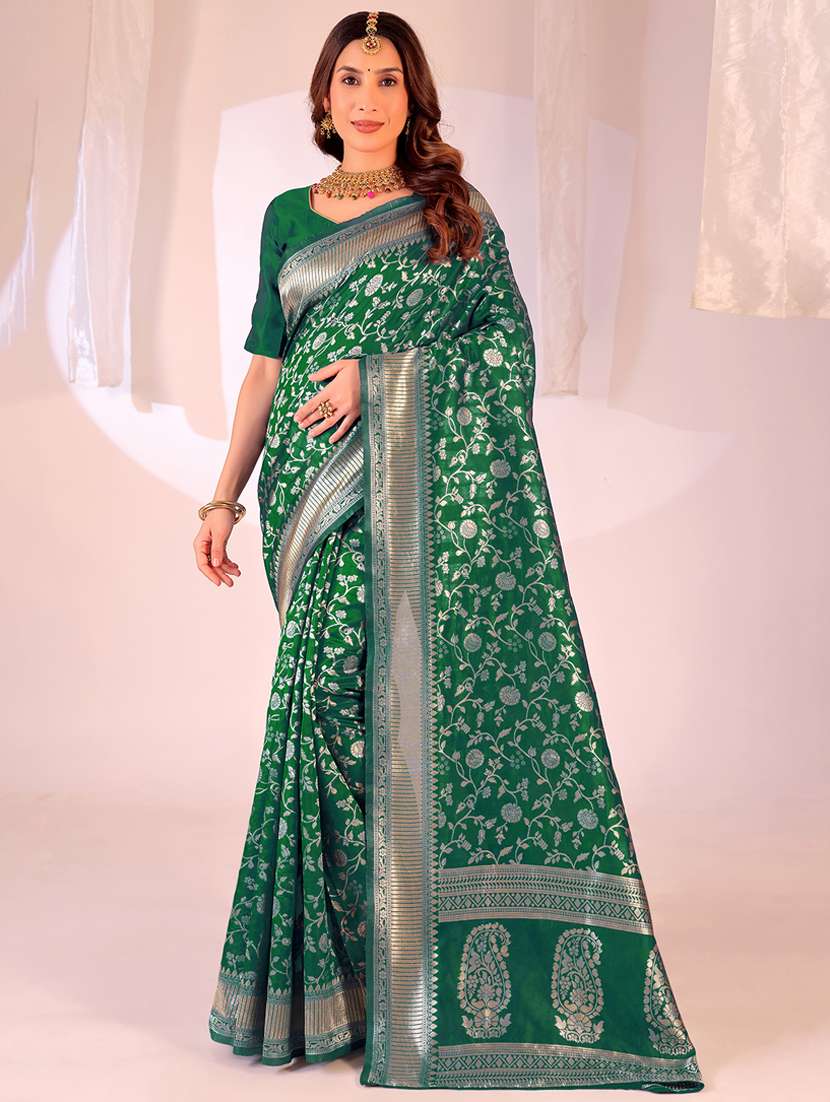 women self design banarasi saree with blouse