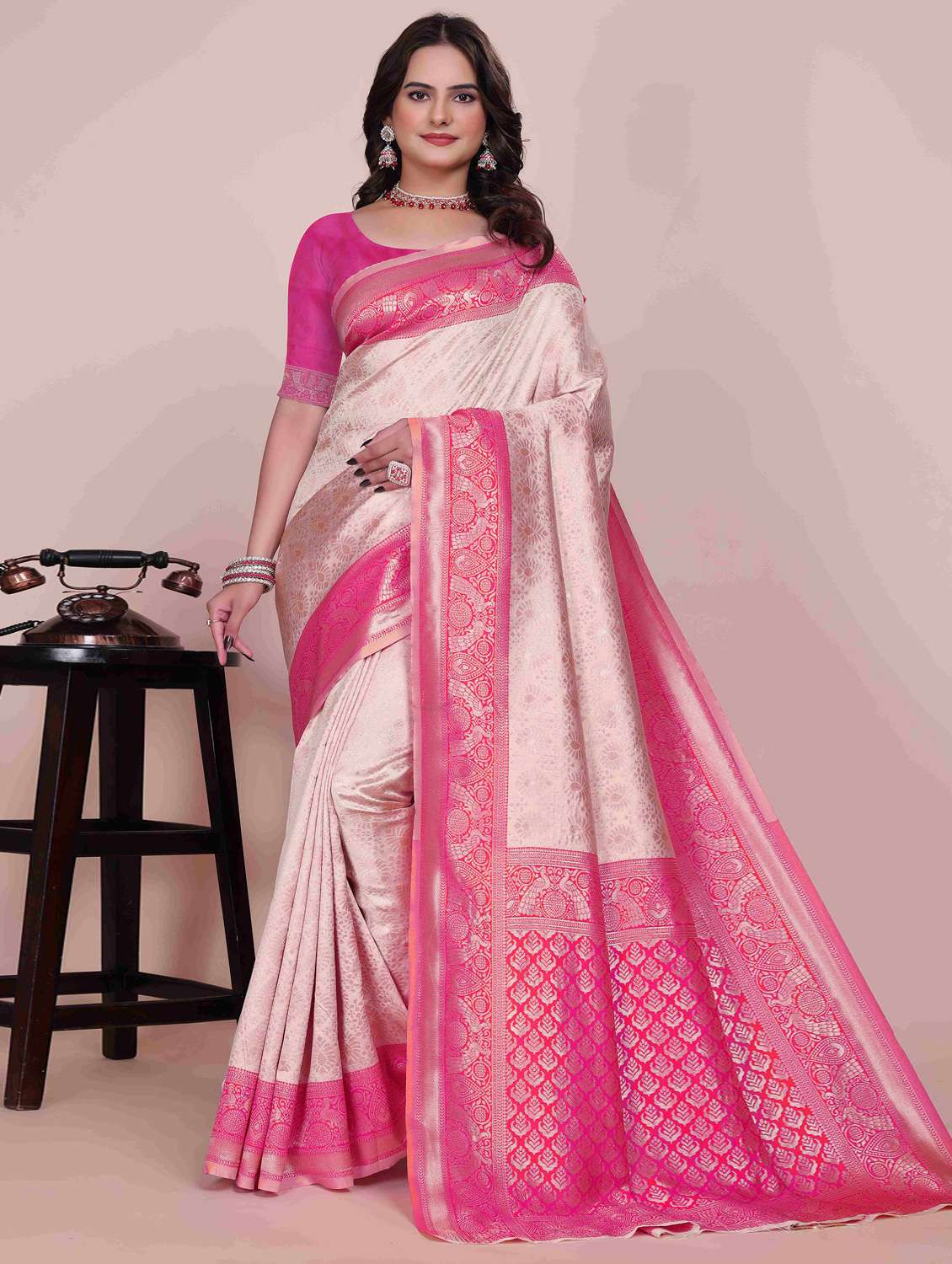 women self design banarasi saree with blouse