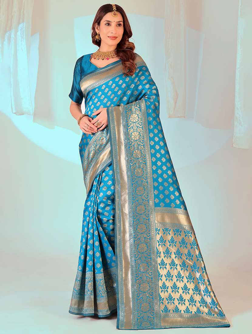 women self design banarasi saree with blouse