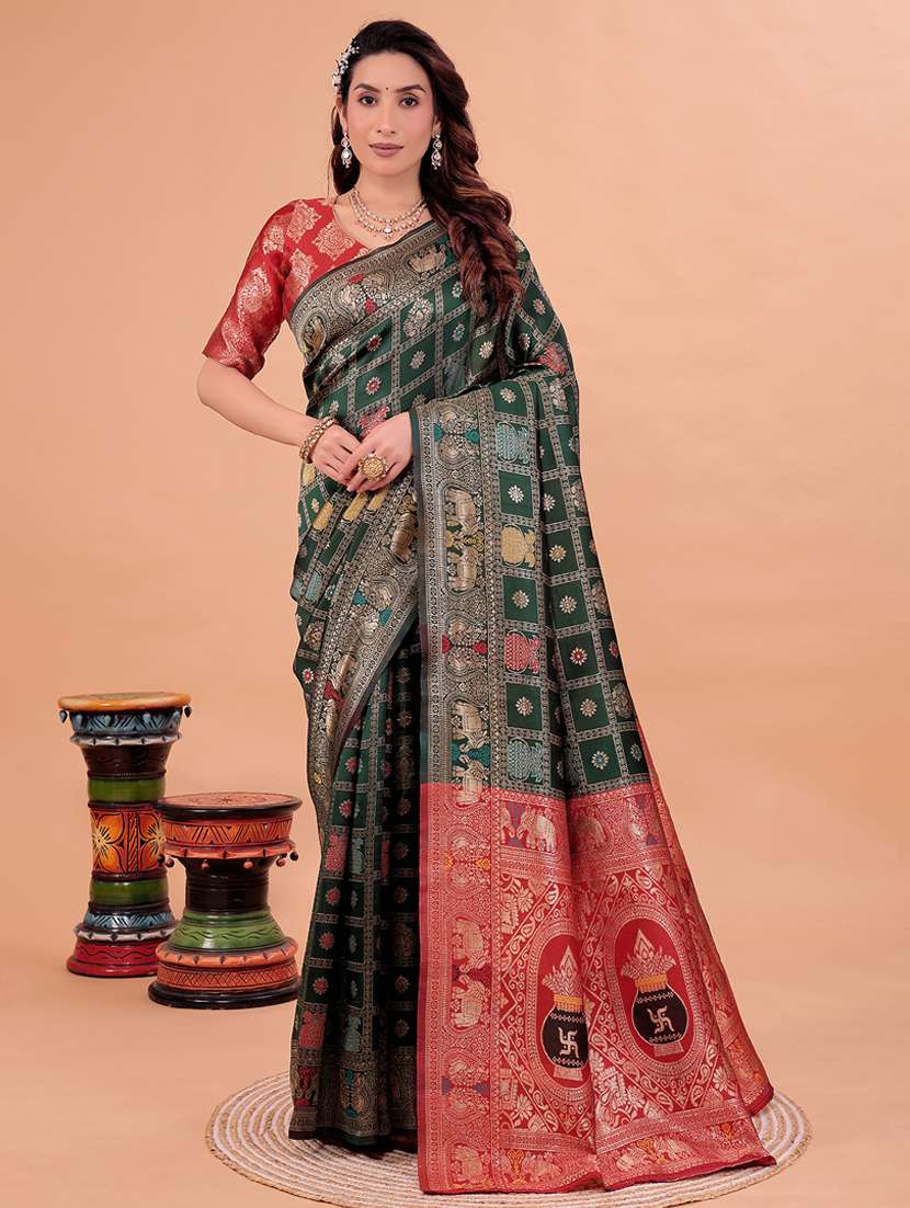 women self design banarasi saree with blouse - 22007100 -  Zoom Image - 0