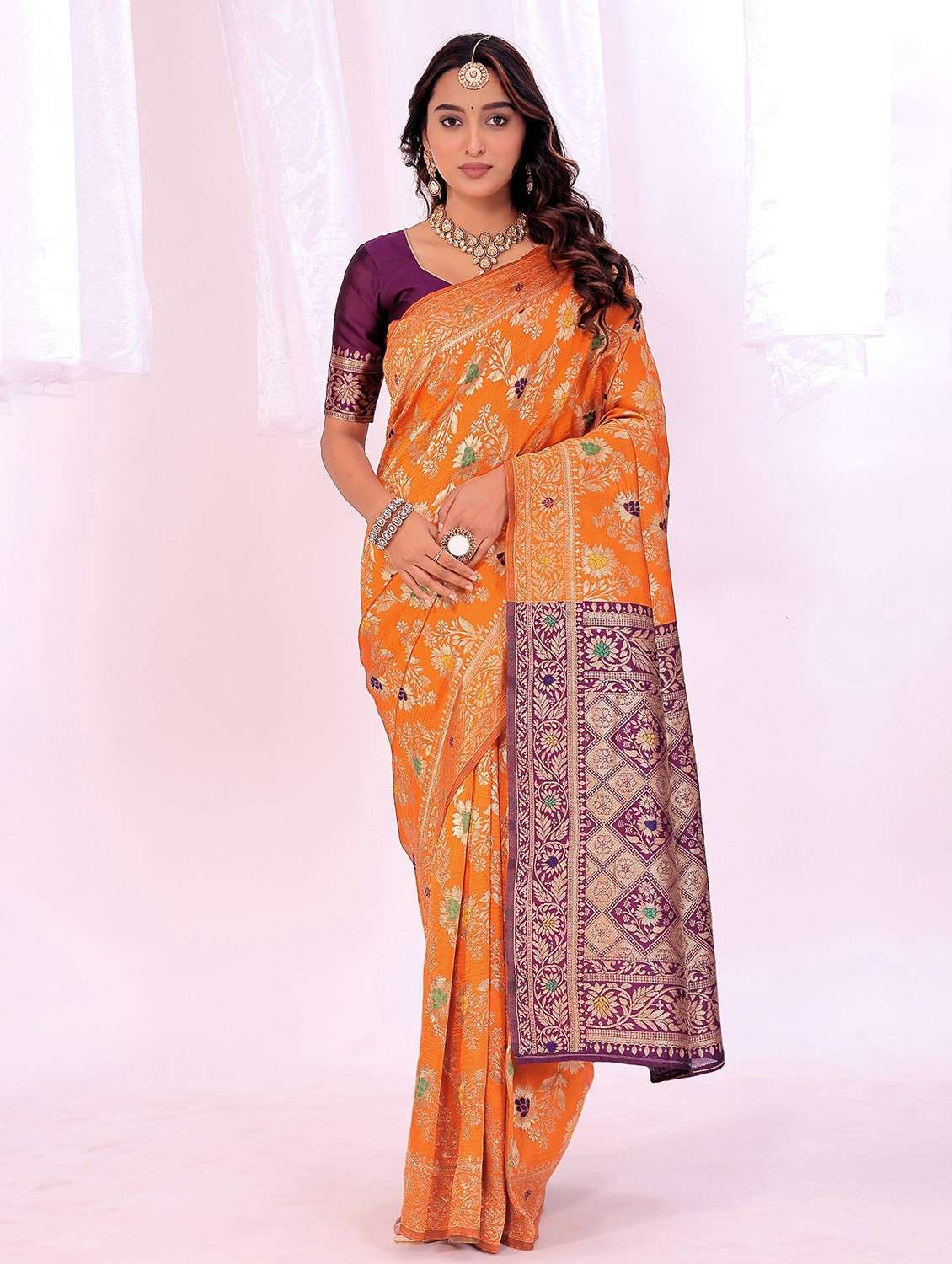 women self design banarasi saree with blouse