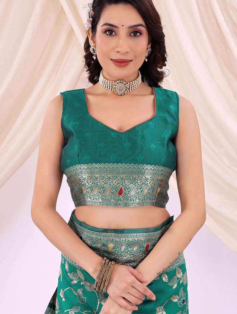 women self design banarasi saree with blouse - 22007171 - Standard Image - 3