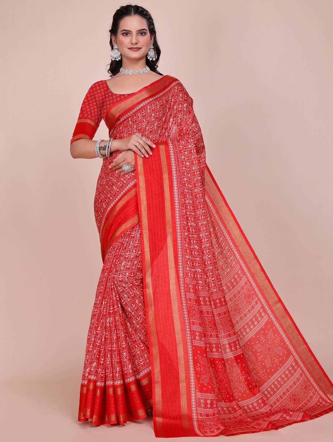 women red printed saree with blouse
