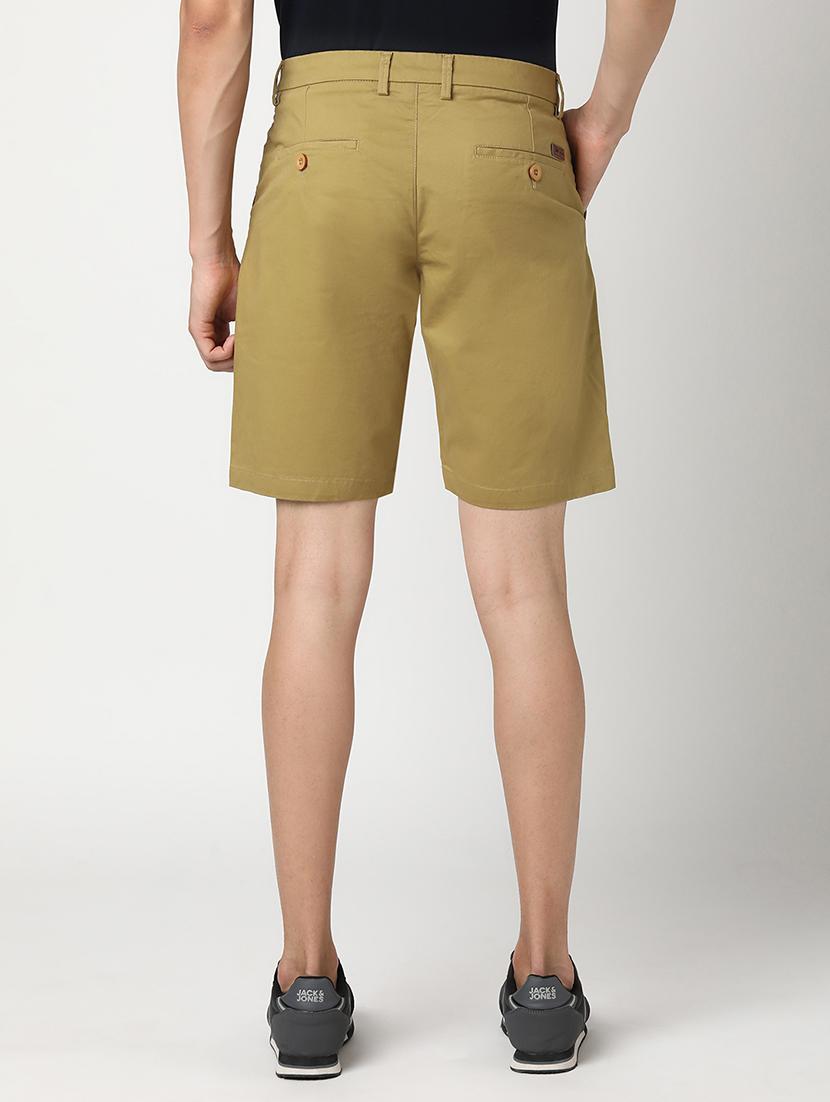 men solid mid rise regular fit shorts - 22007695 - Standard Image - 3