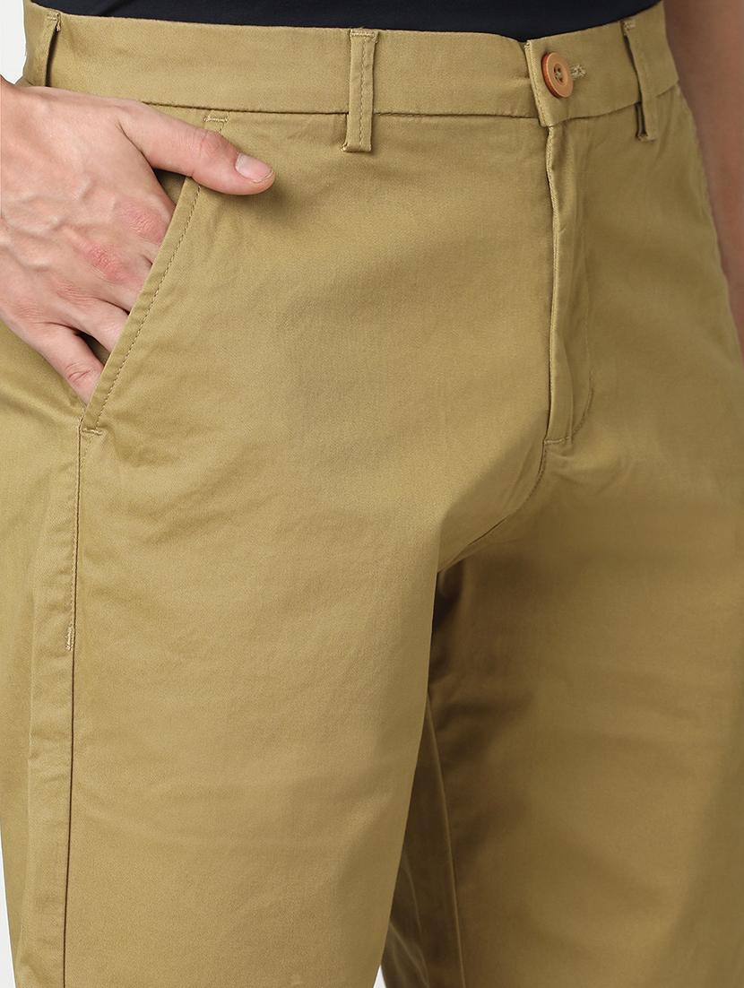 men solid mid rise regular fit shorts - 22007695 - Standard Image - 5