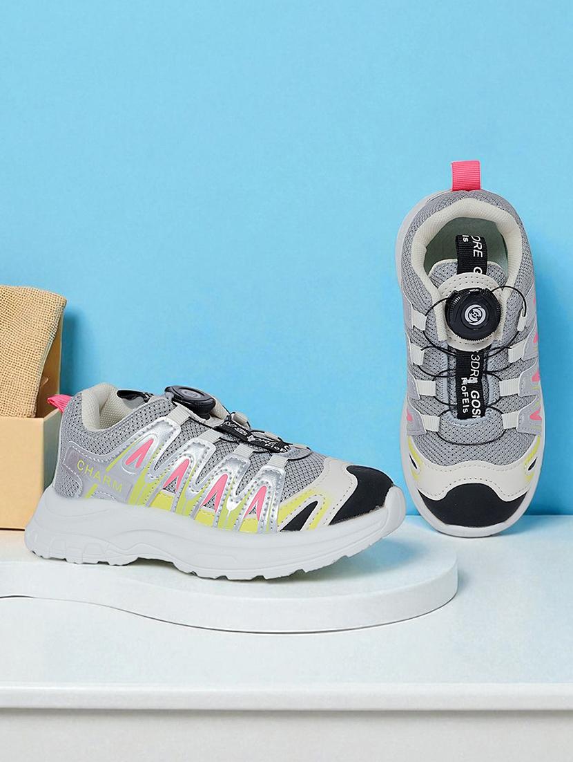unisex grey lace up sport shoe - 22007744 - Zoom Image - 0