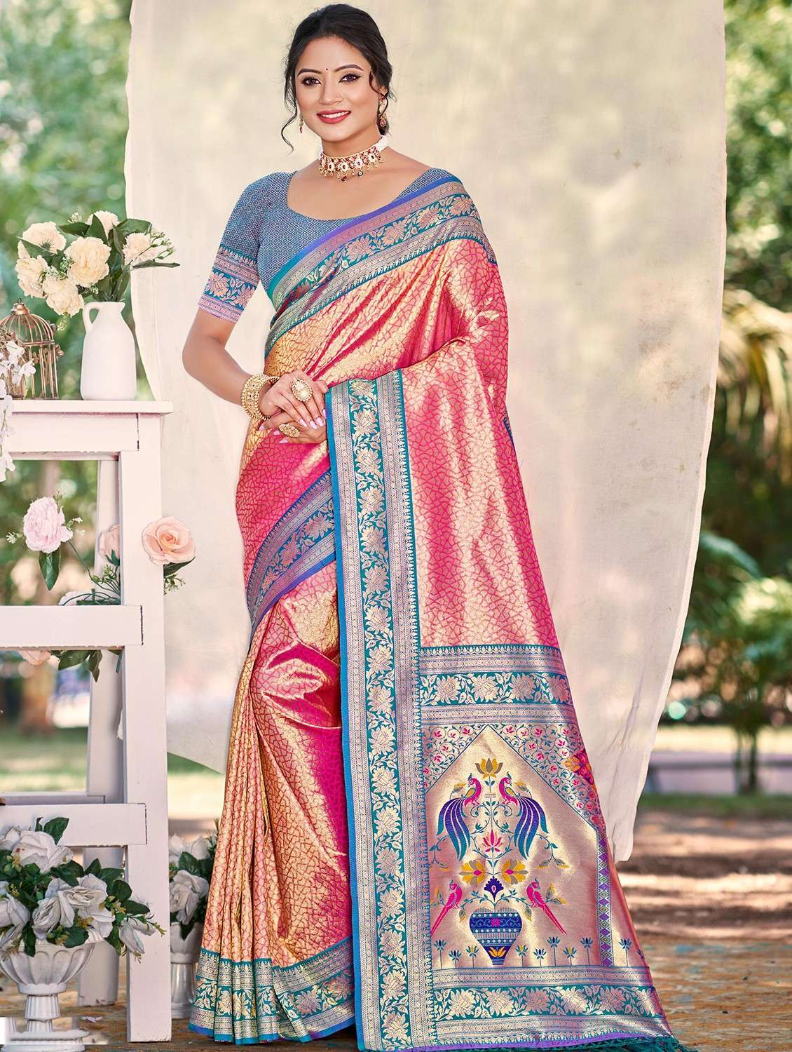 women self design kanjivaram saree with blouse - 22008710 -  Zoom Image - 0