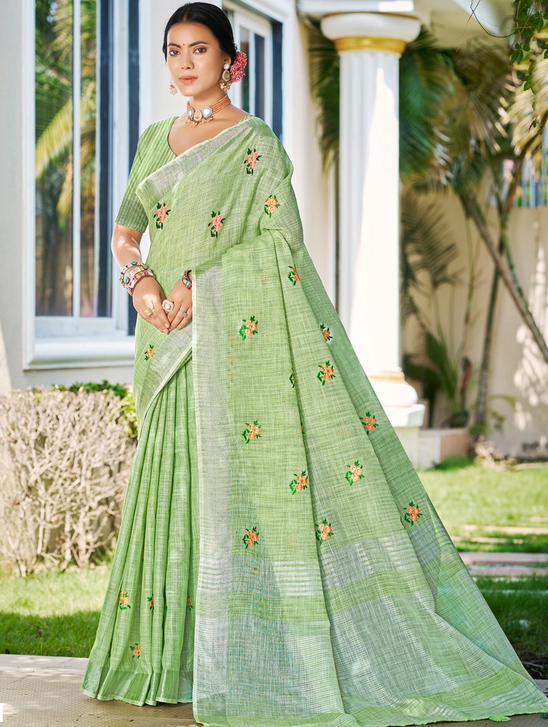 women floral bordered saree with blouse