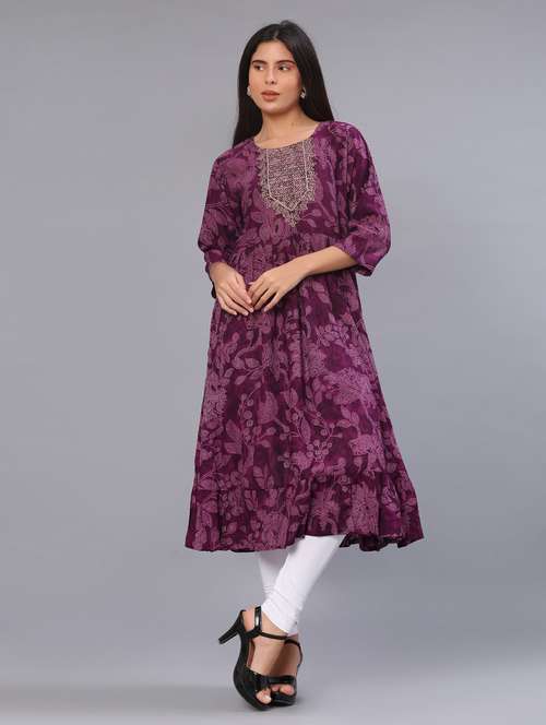 women printed three quarter sleeve tiered kurta - 22009102 -  Standard Image - 0