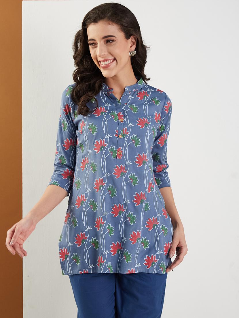 women floral printed three quarter sleeve straight kurti