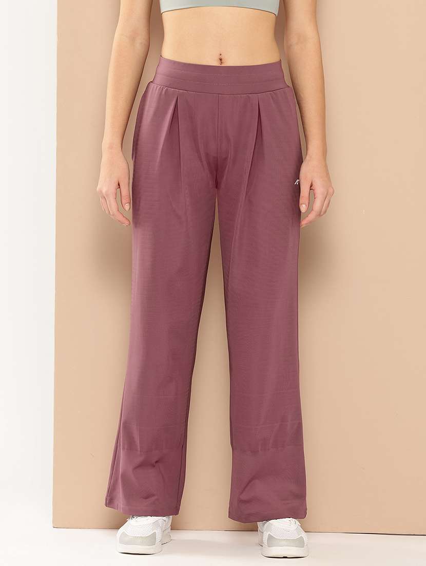 women solid mid rise regular fit track pant