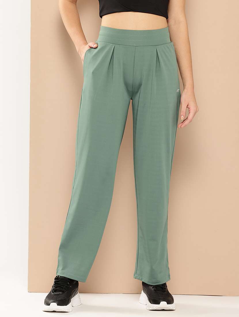 women solid mid rise regular fit track pant