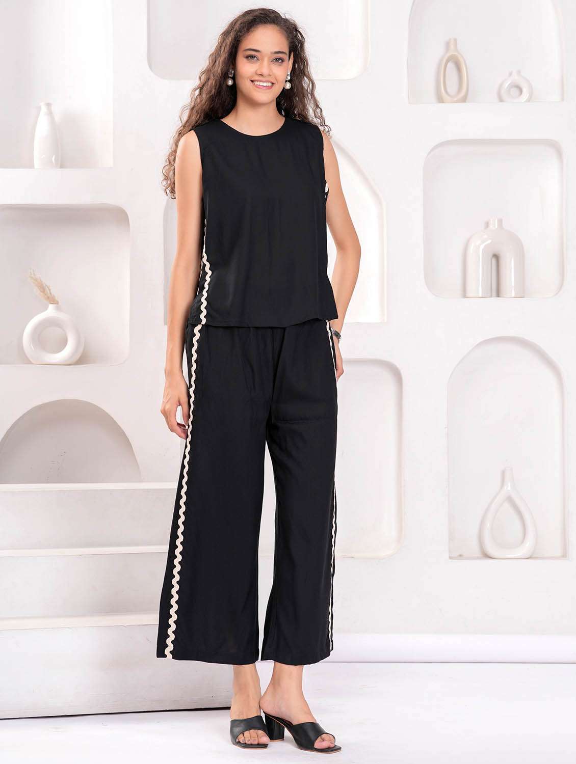 women solid top and trouser co-ord set - 22009464 -  Zoom Image - 0
