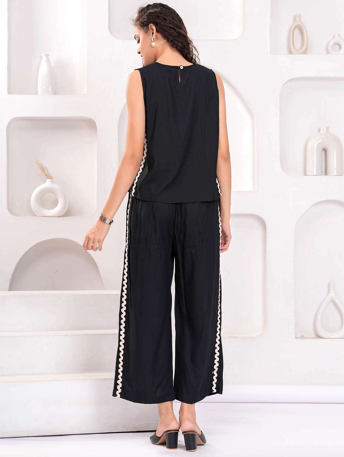 women solid top and trouser co-ord set - 22009464 - Standard Image - 3