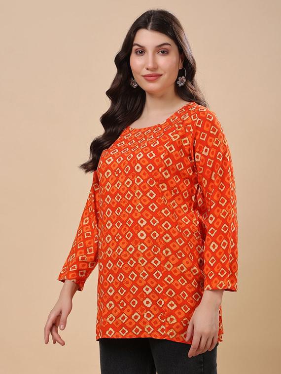 women printed round neck straight kurti