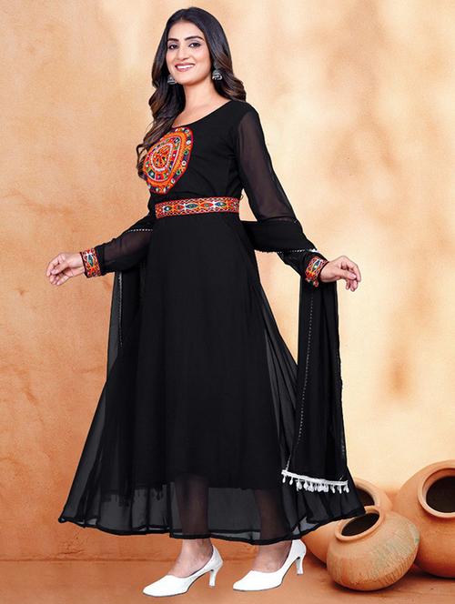 women solid with work long sleeve kurta dupatta set - 22011171 - Standard Image - 0
